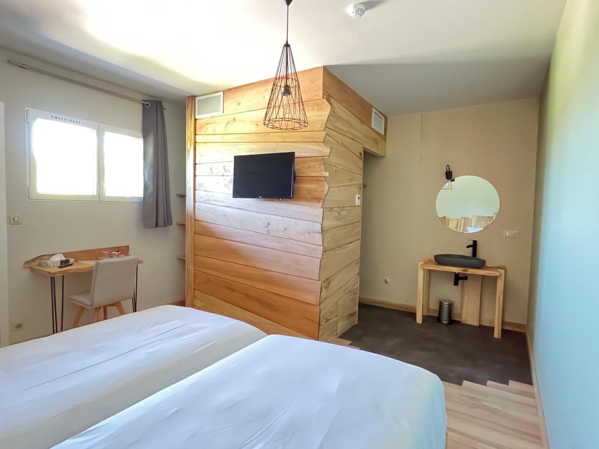 Hotel En Tilleul Pont-du-Navoy Экстерьер фото